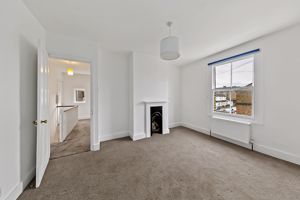 Bedroom- click for photo gallery